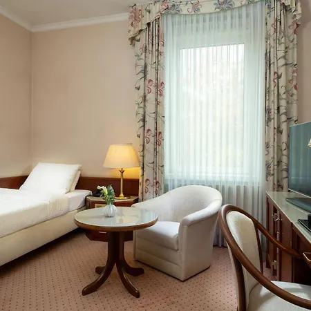 玛丽蒂姆巴特维尔东根酒店