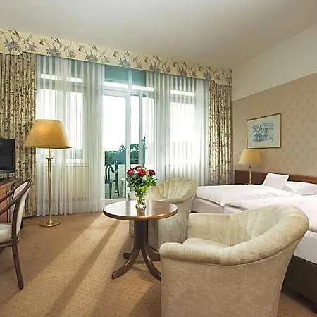 Maritim 4*