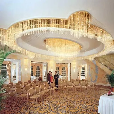 Szálloda Maritim 4*
